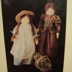 1988 HERB GATHERING, FOX HUNT GARDEN 16-20" DOLLS HAND MAIDEN PATTERN